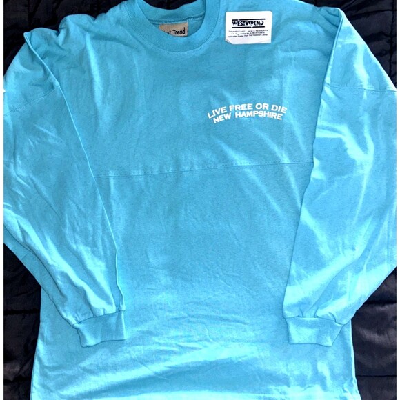 Long Sleeve Blue Casual Shirt LIVE FREE OR DIE NEW HAMPSHIRE Portsmouth SMALL - Picture 3 of 4